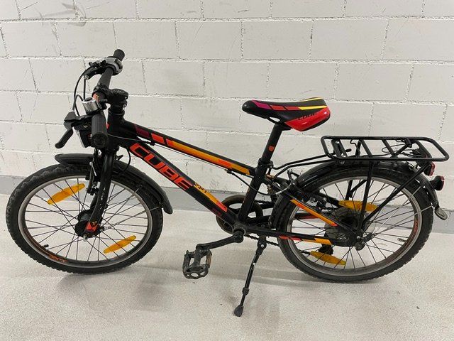 Cube Biciclette: Kinderfahrrad CUBE black orange 20 Zoll – Usato da Rickenbach Sulz venduto da Flkp21