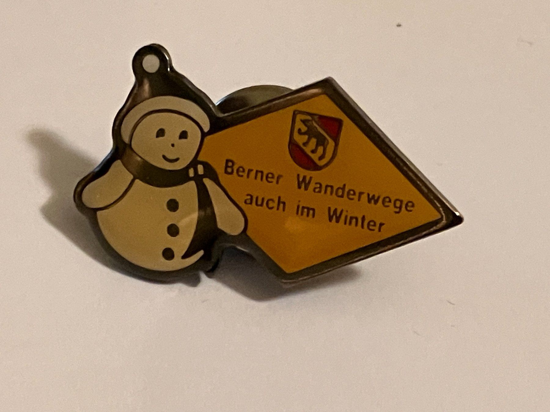 Placchette & Badge: 1 Pin Berner Wanderwege - auch im Winter – Usato da Basel venduto da djwwpp