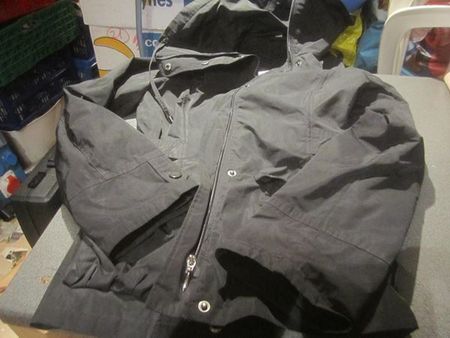 Jacke Grösse 40, schwarz/grosser Kragen