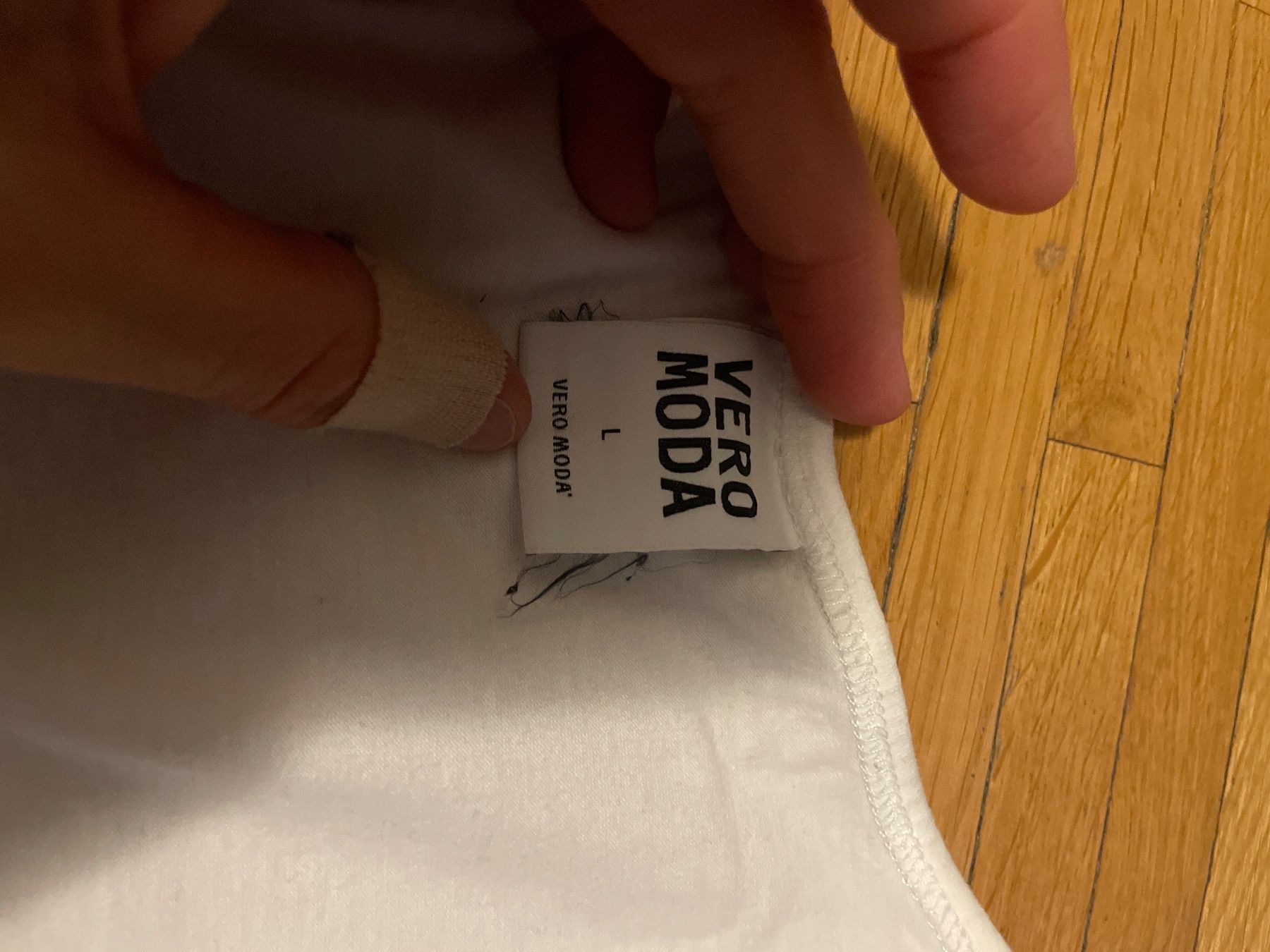 Vero Moda Tops: 👚 Damen Top weiss, Gr. L – Gebraucht aus Weinfelden von Tubbs2 1