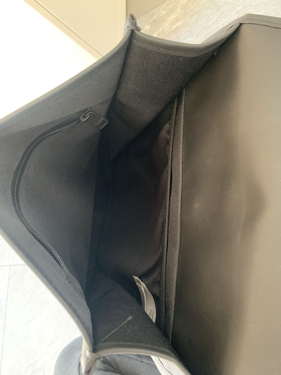 Rains Zaini: RAINS Rucksack wasserdicht Backpack, Neuwertig – Nuovo (secondo la descrizione) da Einsiedeln venduto da important__ 4