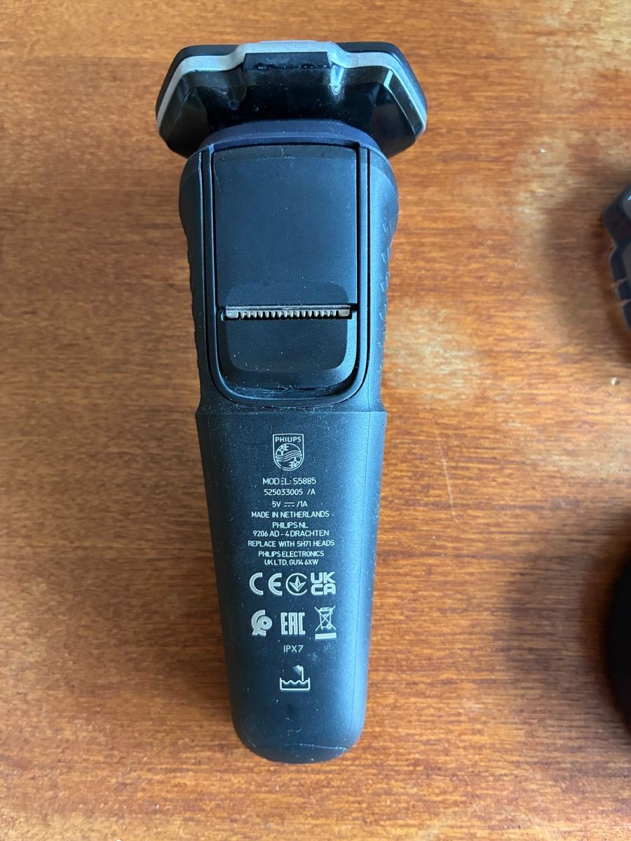 Philips Rasoi & Lamette da barba: Rasierapparat: Philips Shaver Series 5000 – Usato da St. Gallen venduto da shonater 1