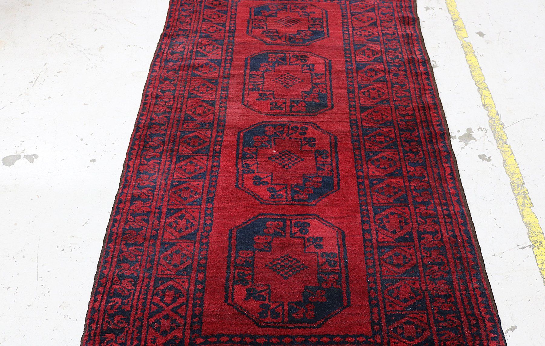 Tappeti: Teppich in Rot-/Schwarztöne – Usato da Volketswil venduto da brockipfannenstil 2