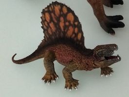 Set 4 Dinosaurier (1 gross, 1 mittel, 2 kleine)
