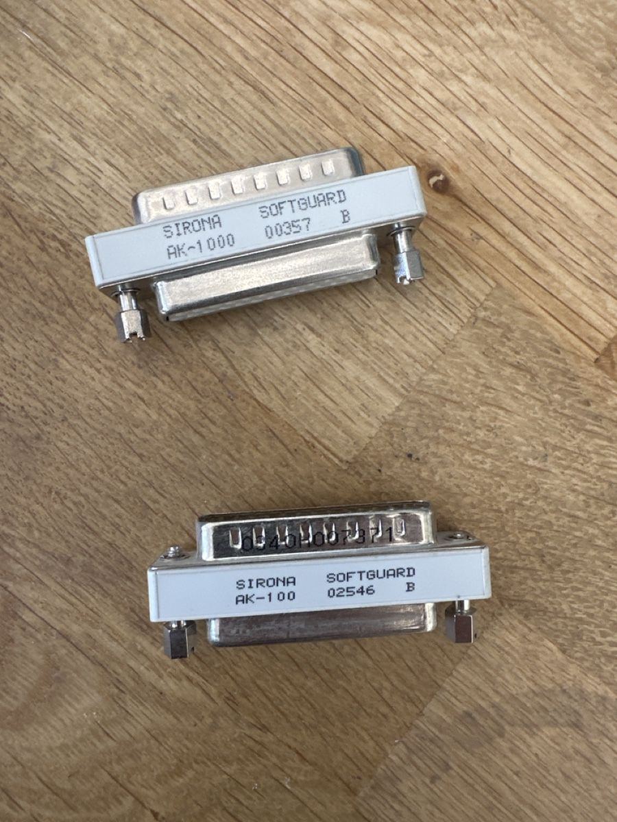 Dentsply Sirona Attrezzature mediche: cerec sirona dongle – Usato da Morges venduto da kikique