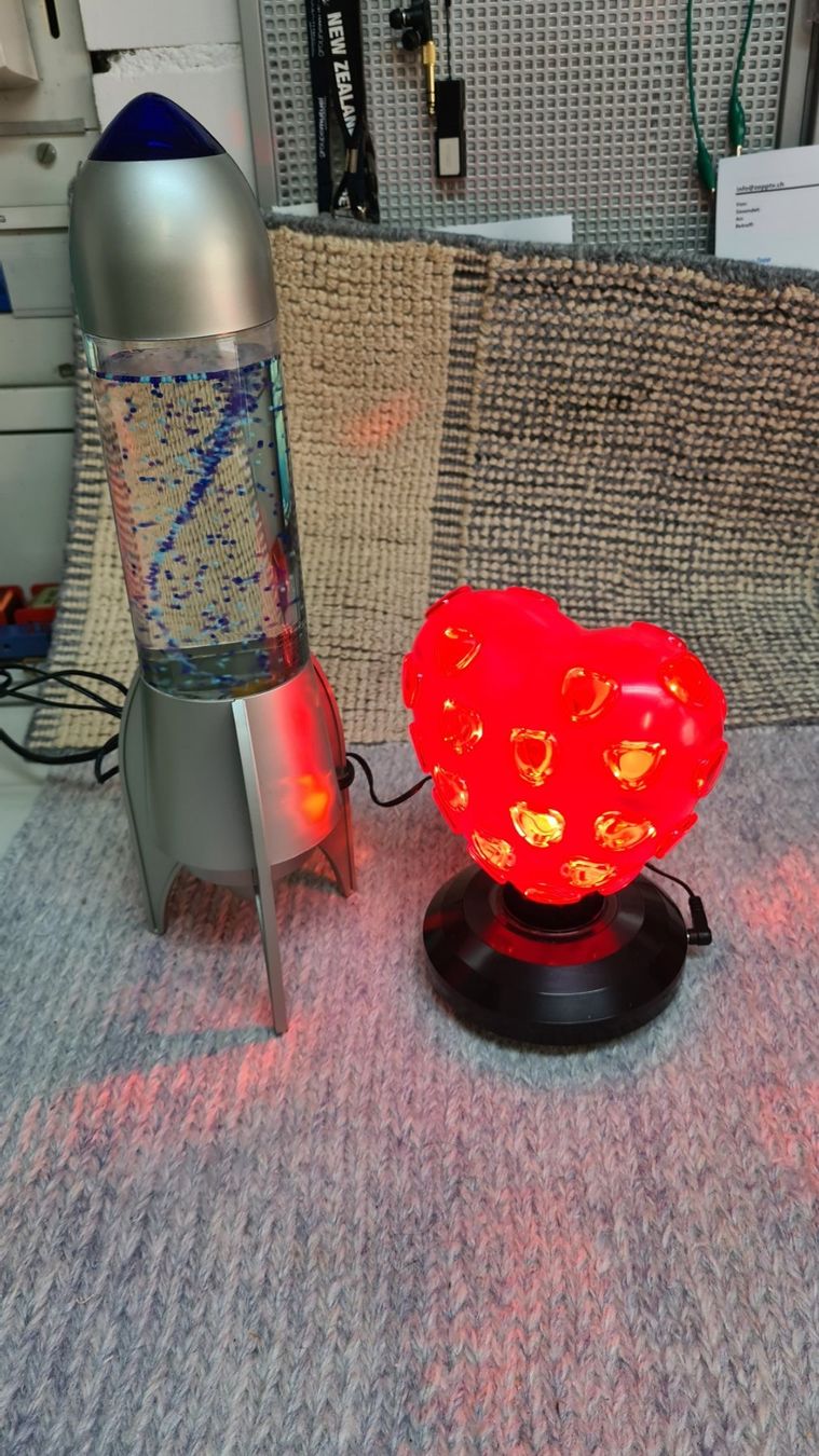 Lampen: Effektlampen – Gebraucht aus Andermatt von Bozel 3