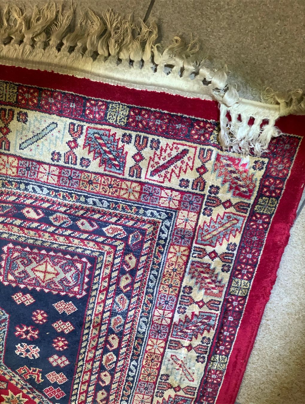 Tapis: Teppich mit Fransen rot in Orient Muster – D'occasion à Rickenbach SZ par Frickler 6