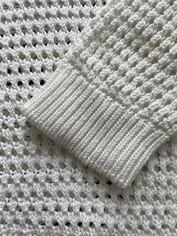 Maglioni & Felpe: Pullover Weiss  – Usato da Meisterschwanden venduto da xX3000Xx 2