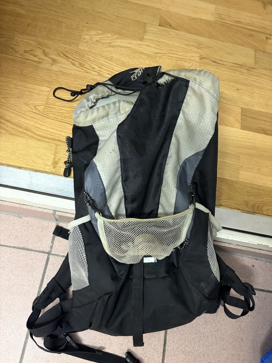Sacs à dos: Tages Rucksack Crane schwarz/grau gebraucht – D'occasion à Kirchberg BE par yno_28cs 1