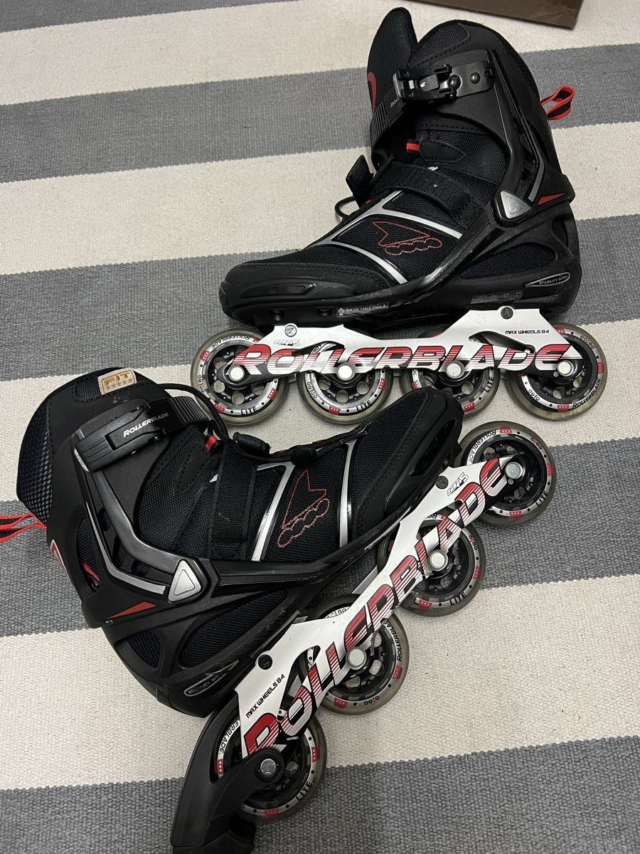 Inline-Skating & Rollschuhe: Rollschuh mit Schutzausrüstung. – Gebraucht aus Zürich von Luxury_4t2r 4