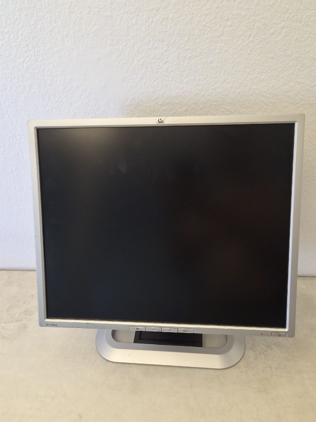 Monitore: HP LP1965 19" Monitor  – Gebraucht aus SCHAFFHAUSEN von Atami99