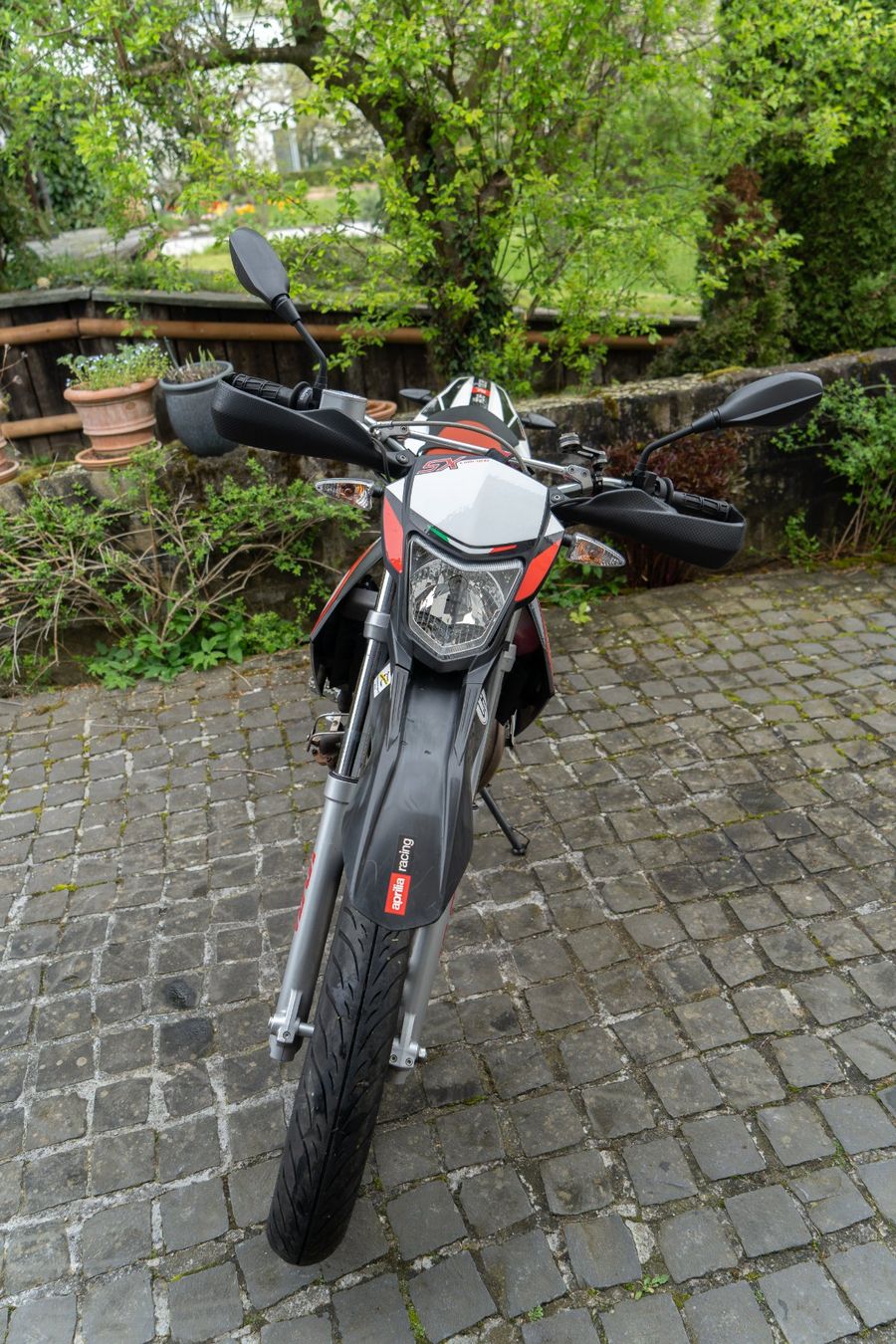 Aprilia Strasse: Aprilia SX50 – Gebraucht aus Meilen von  2