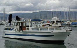 10 Meter Stahlschiff mit Mercedes Motor OM617