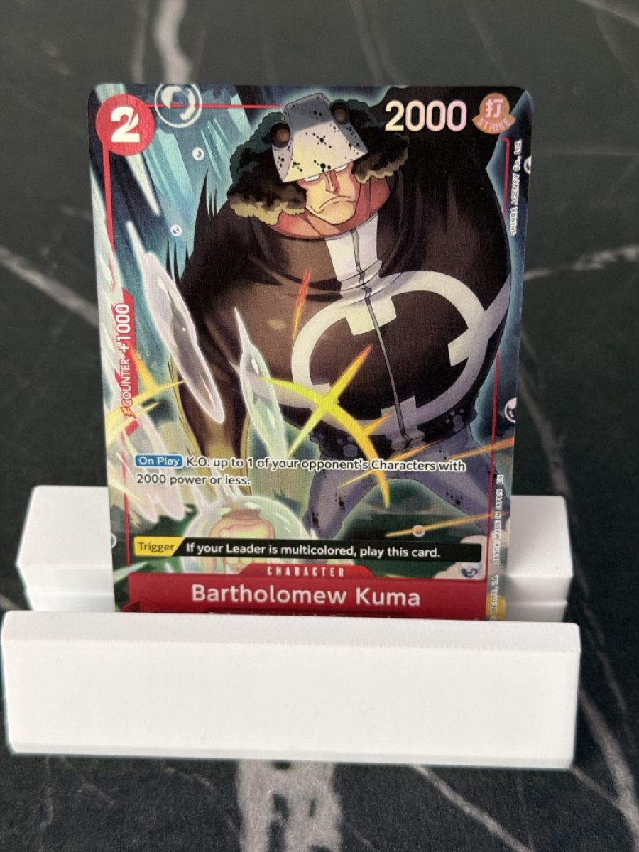 Bandai Carte collezionabili: One Piece OP05-011 Bartholomew Kuma, Englisch – Nuovo (secondo la descrizione) da St. Gallen venduto da cambitcg
