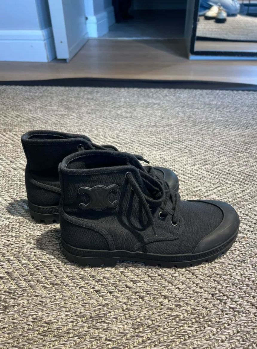 Celine Scarpe da donna: CELINE Boots Patapans schwarz - Grösse 39 – Usato da Horw venduto da stamst 2