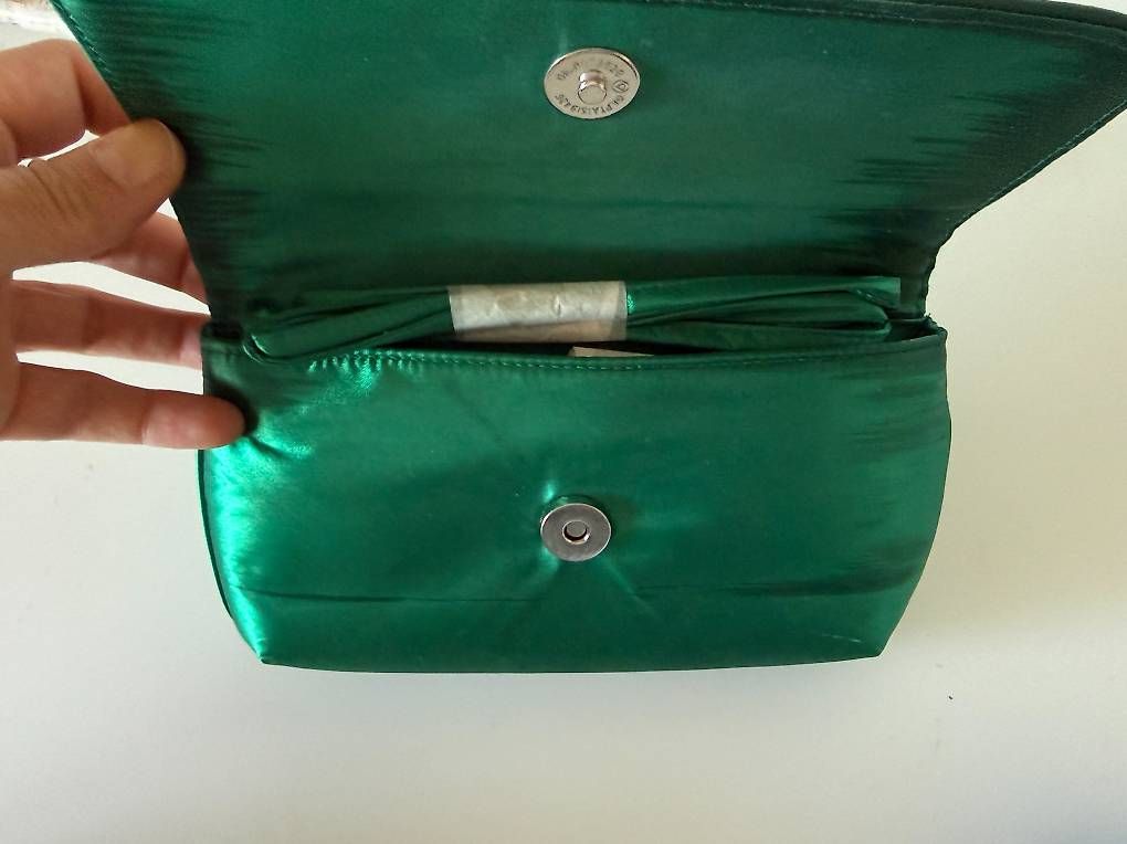 Borse da donna: Lot 2 pochettes soirée satin  vert & bleu – Usato da Genève venduto da Poutch82 1
