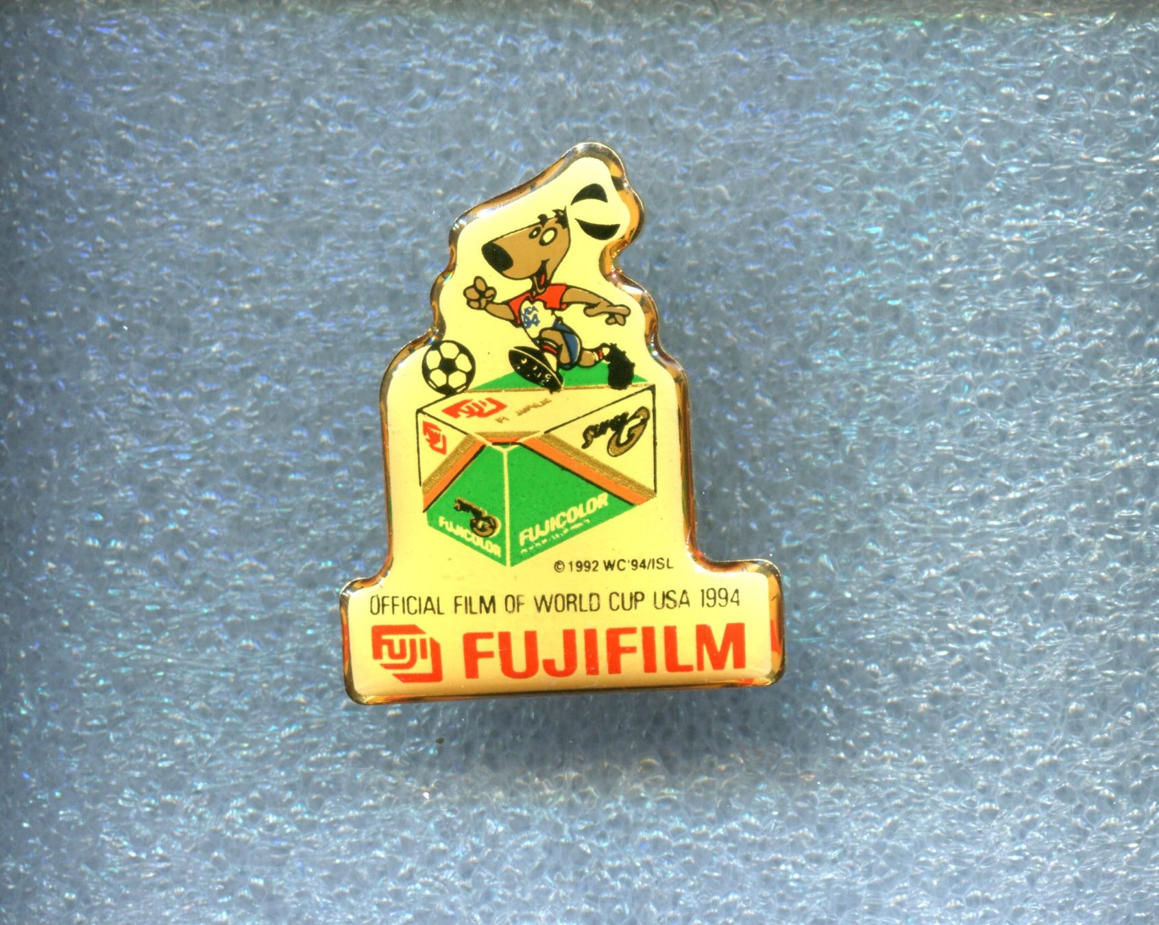 Placchette & Badge: WM '94  Maskottchen – Usato da Winterthur venduto da Sammleroase