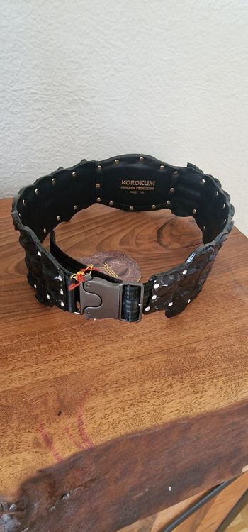 Damen-Handtasche Aus Krokodilleder-Optik – Quadratisch, Mit Kettengürtel, 22x14x8,5 Cm