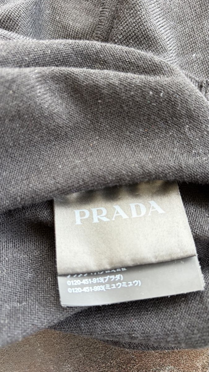 Prada Maglioni & Felpe: Prada Pullover Schwarz V-Neck Herren Luxus Designer Gr. 46 – Usato da Zürich venduto da mat_bcg2 2