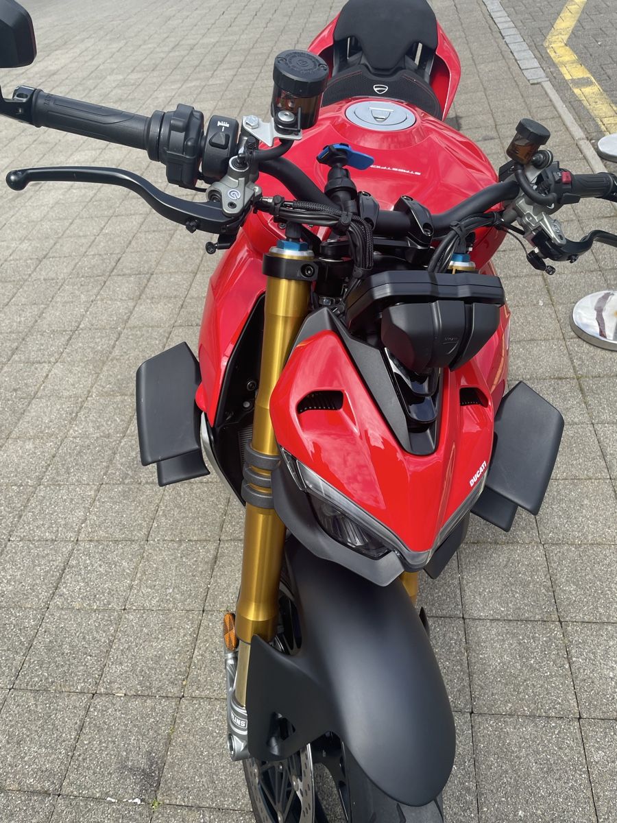 Ducati Strada: Ducati Streetfighter V4S – Usato da Uster venduto da jejis 2