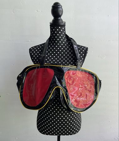 Aussergewöhnliche 2000s Vintage Tasche in Brillenform