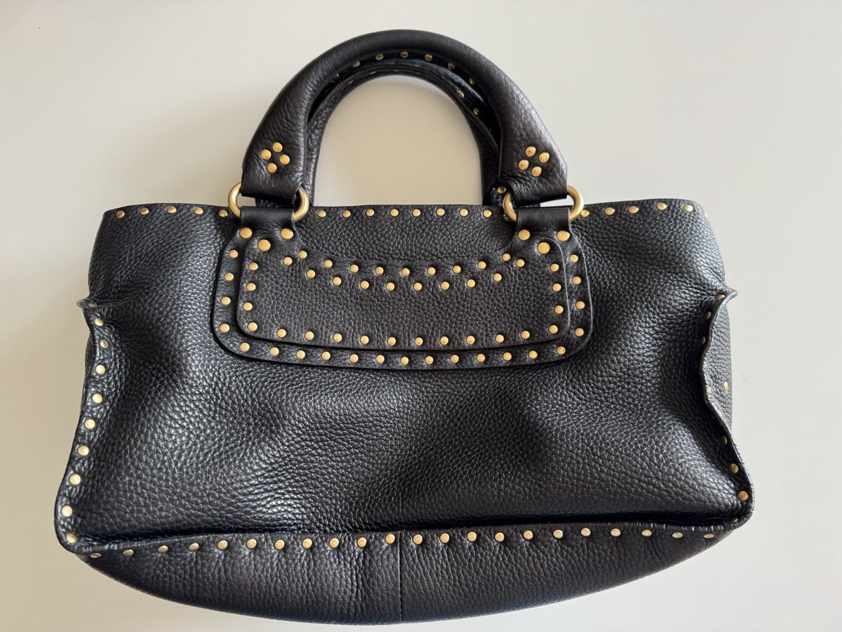 Celine Borse da donna: Celine Boogie Bag, schwarzes Leder & Nieten – Usato da Zollikon venduto da stl_8677