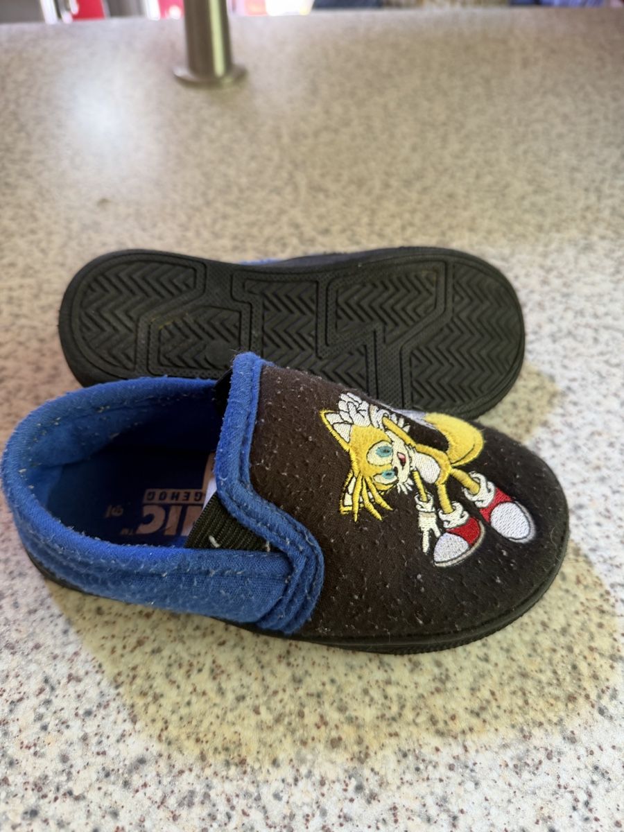 Chaussures garçon: Kinderschuhe Gr.28 – D'occasion à La Garde (Sembrancher) par jan_b6mp 3