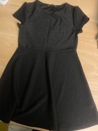 Schwarzes Terranova Glitzerröckli Gr.128/134