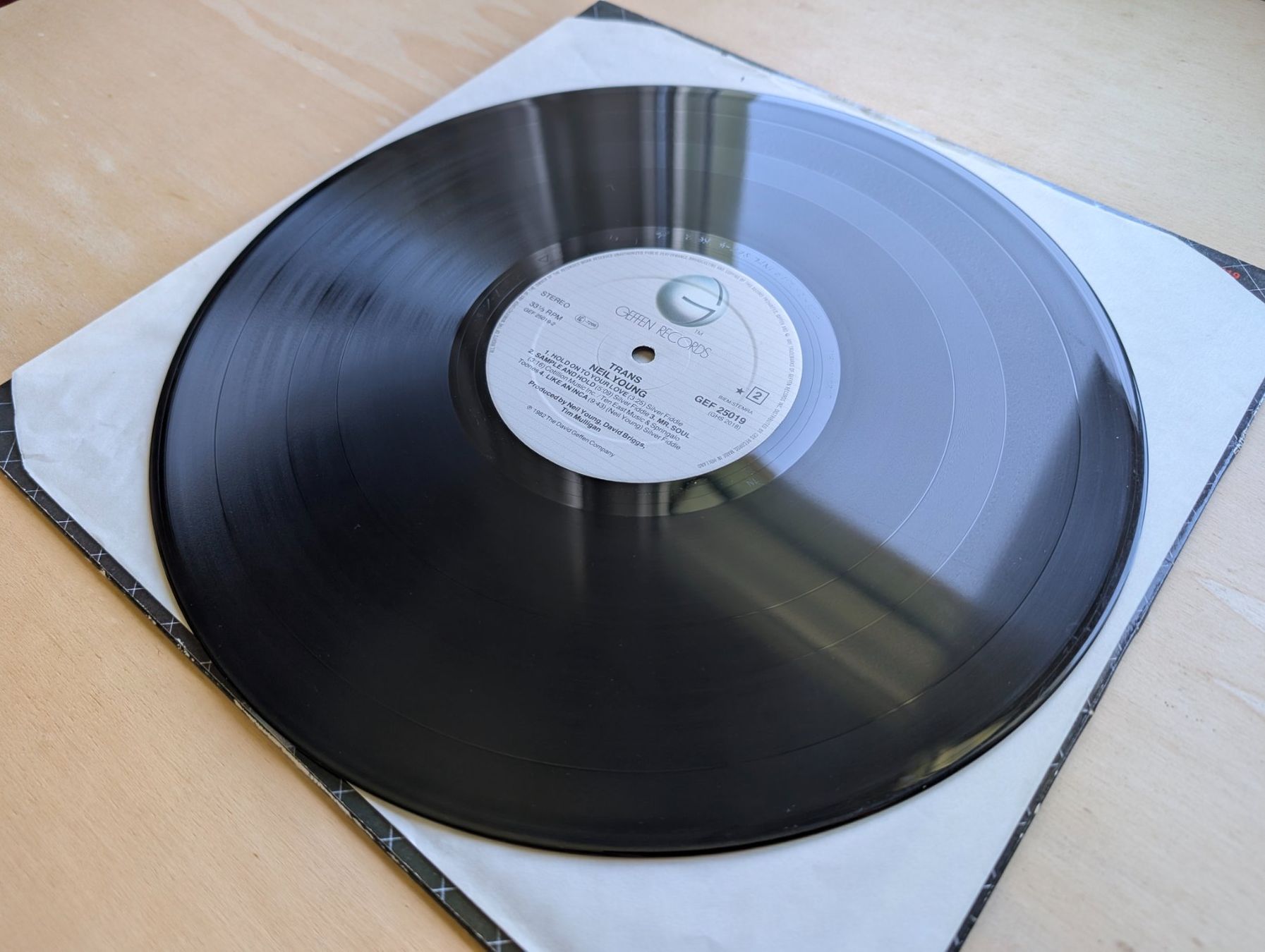 Dischi in vinile: Neil Young – Trans EU 82 – Usato da Ebikon venduto da kisuM 6