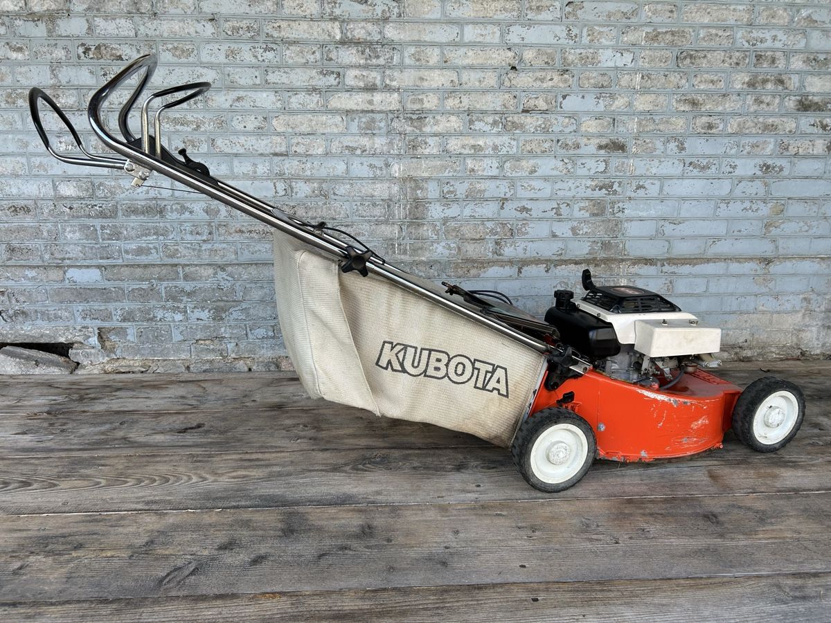Kubota Tagliaerba: Kubota Rasenmäher mit Radantrieb – Usato da Schenkon venduto da Paedy5 3