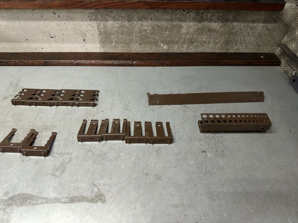 Keepo Kit combinato per pannello forato, organizer modulare da appendere, accessori per configurazione di gioco, supporto per controller e cuffie (bianco