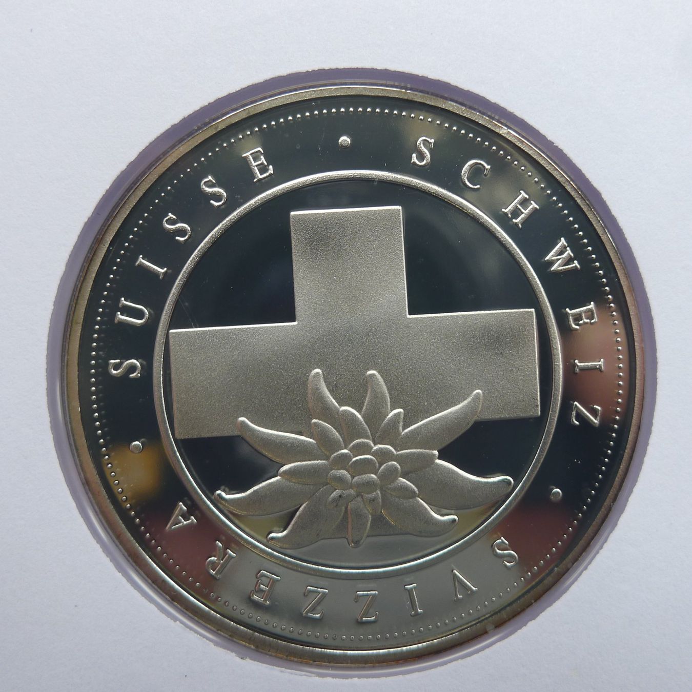 Tutti i francobolli: 2023, Patrouille Suisse Numisbrief "Formation MANTA" – Usato da Sursee venduto da Luzernerraute 2