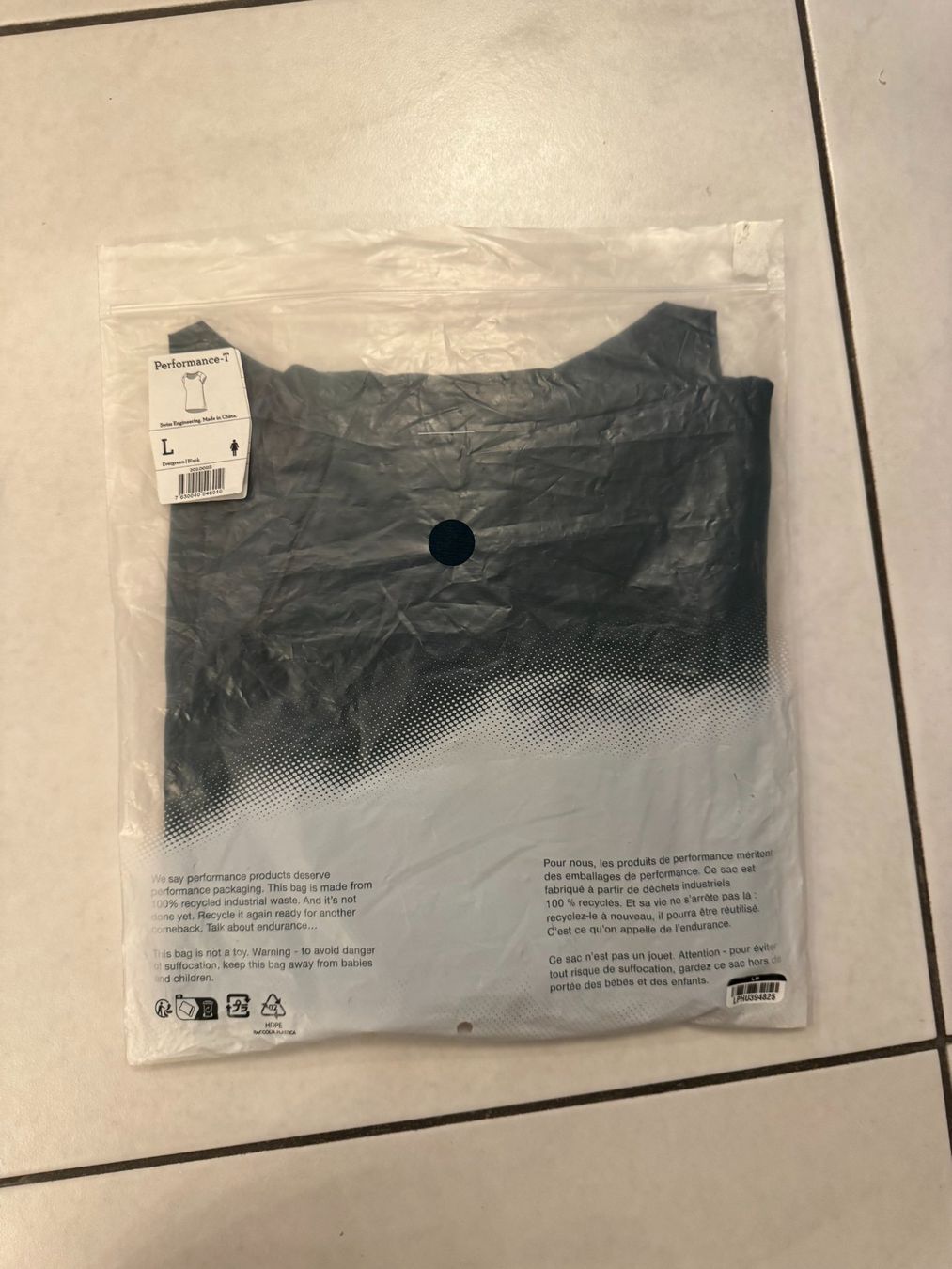 On T-shirt: NEU: ON RUNNING Performance-T - Evergreen/black - Gr. L – Nuovo e nell'imballaggio originale da Maienfeld venduto da Fashion_2009 1