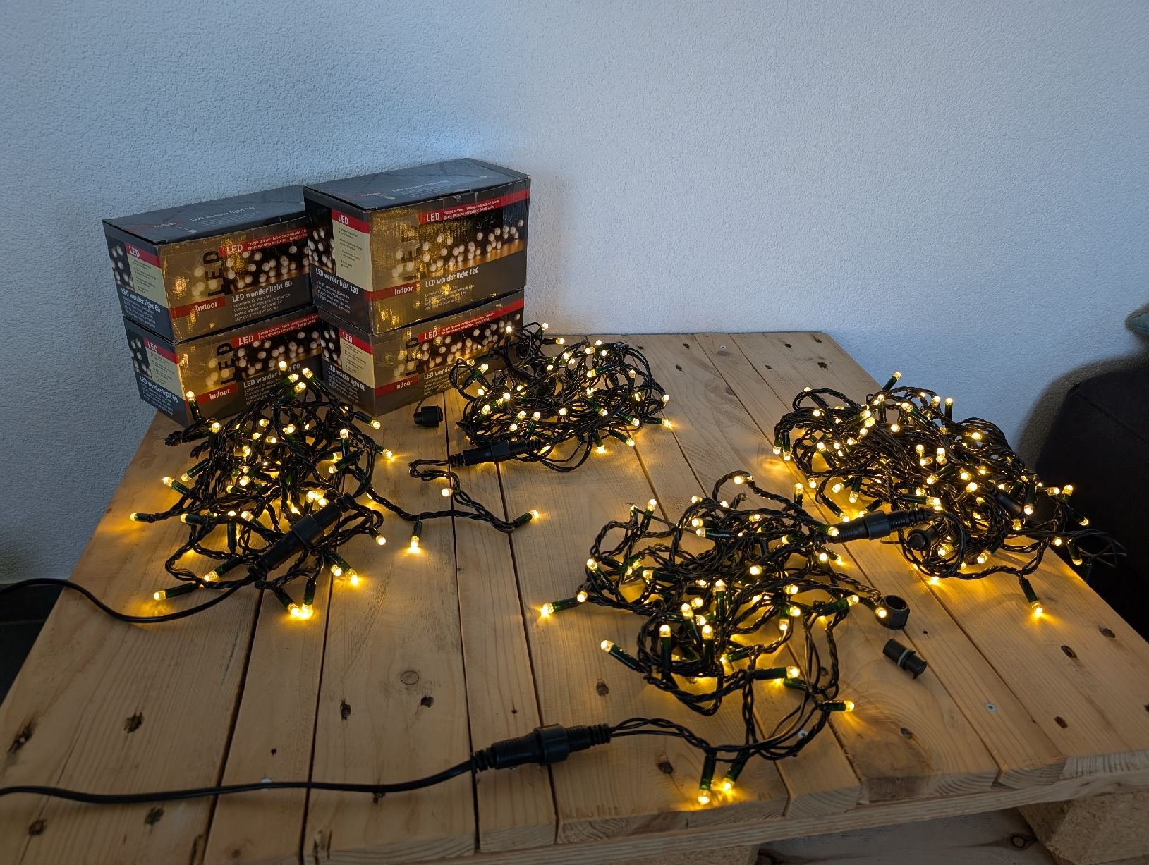 Ghirlande e barre luminose: Lichterketten für Drinnen – Usato da Buttwil venduto da Sadusk 3