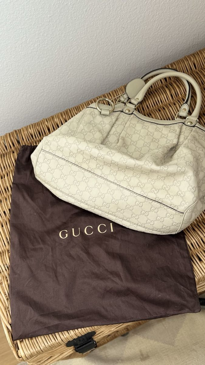 Gucci Taschen für Damen: Gucci | Tasche – Gebraucht aus Kilchberg ZH von nad_6dwp 8