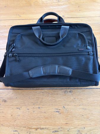 Tumi Laptop Tasche gross, wie neu