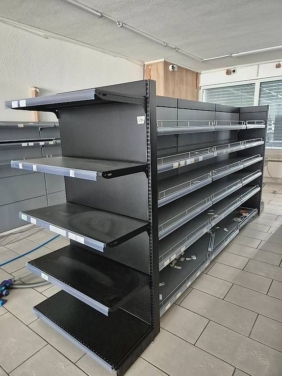 Scaffali: Trockenregale – Usato da Schönenwerd venduto da Nussgipfel65 1