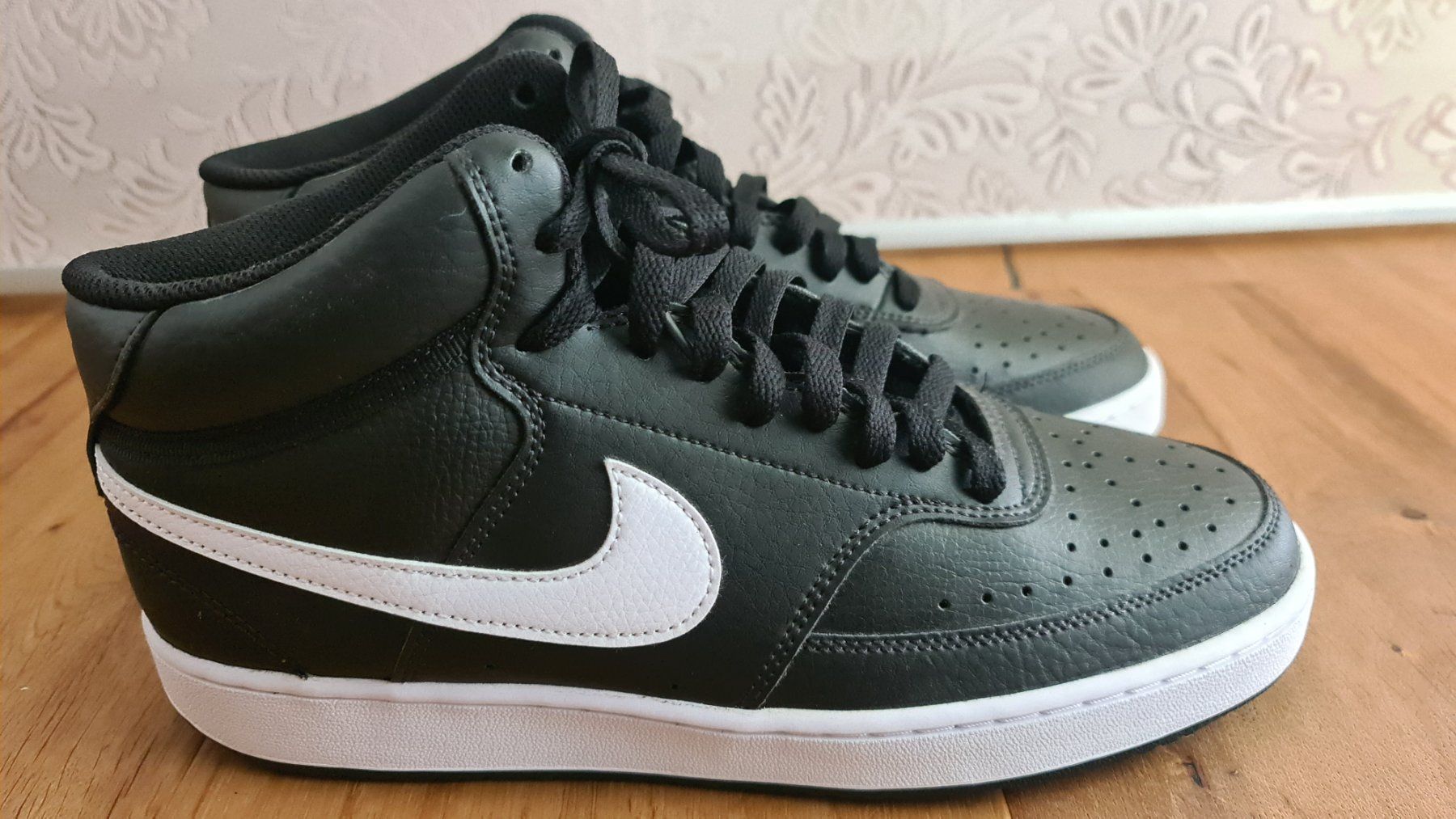 Nike Scarpe da uomo: Nike basketball schuhe – Nuovo (secondo la descrizione) da Wittenbach venduto da Tigerlili