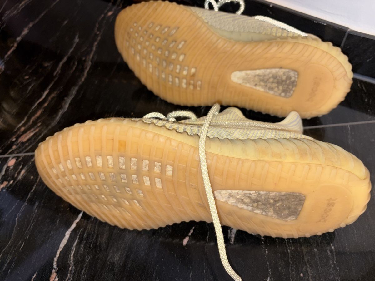 Adidas Scarpe da uomo: Yeezy Boost 350 V2 Antila Grösse 46 – Usato da Suhr venduto da NandosShop 1