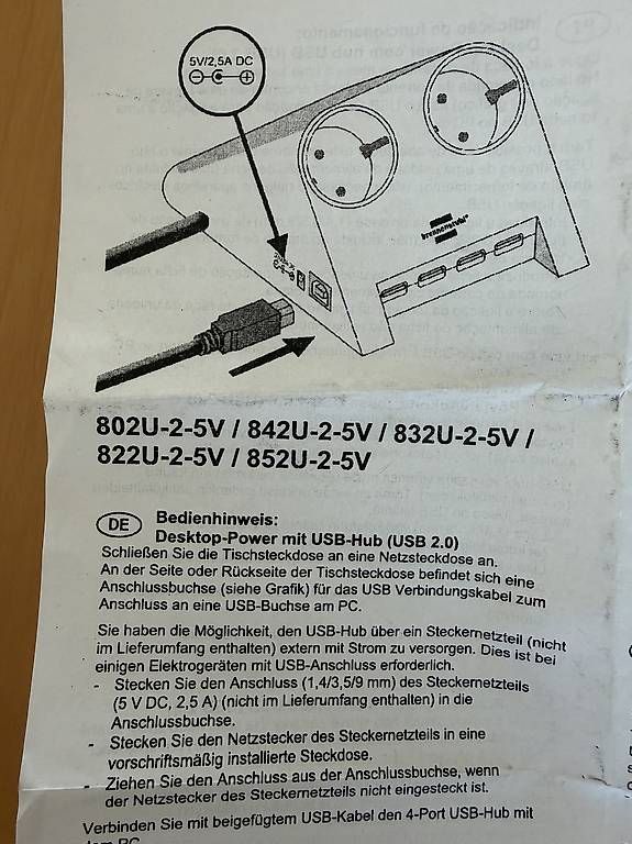 Hub & Switch: Desktop-Power + USB- Hub 2.0 – Usato da Bern venduto da han_hdr2 1