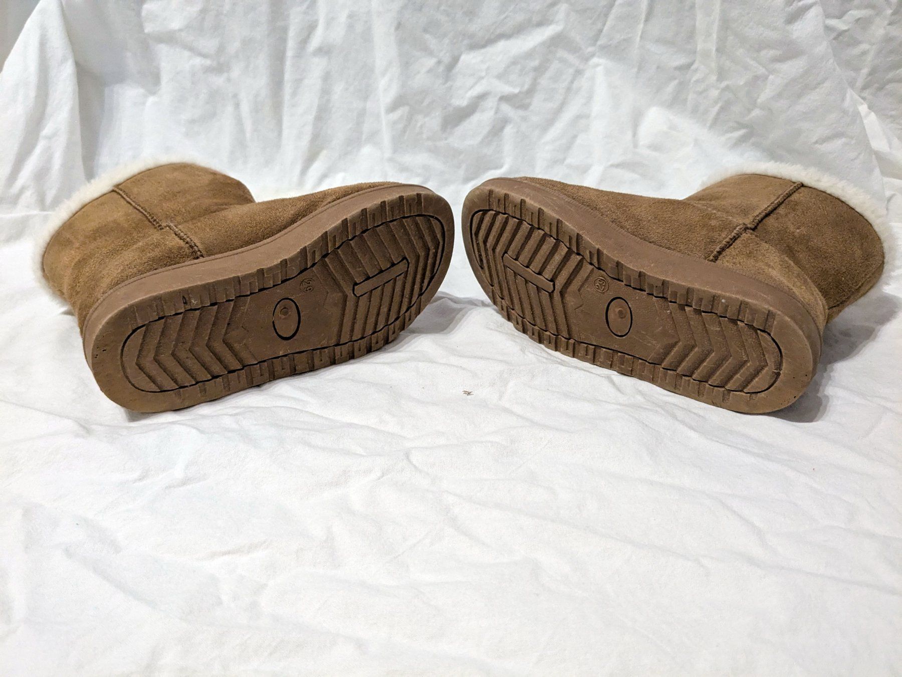 Scarpe per ragazzi: Cortina Winterstiefel Gr. 29, Braun, Kunstfellfutter – Usato da Winterthur venduto da in4matiker 4