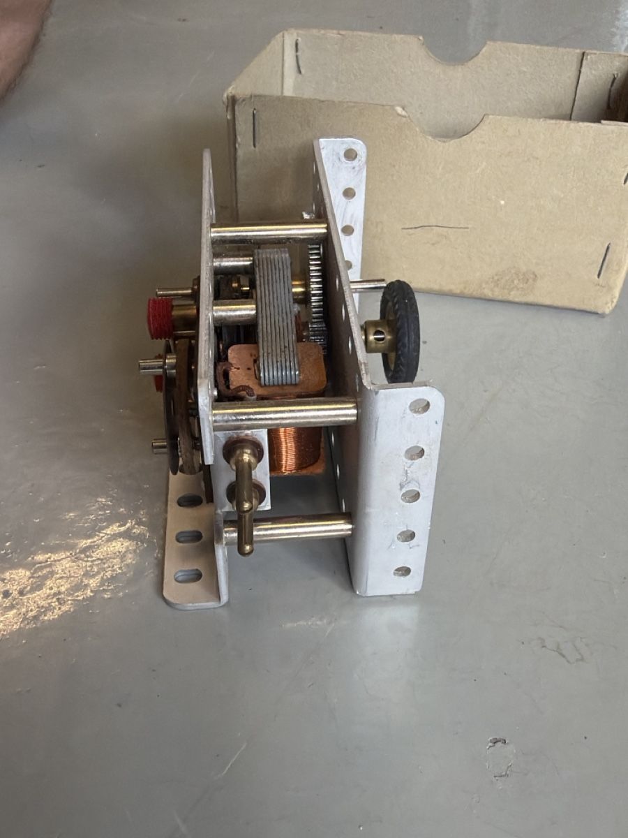 Stokys Kit di costruzioni: Ab 1.- Stokys Elektromotor M1 – Usato da Grenchen venduto da JJ___ 3
