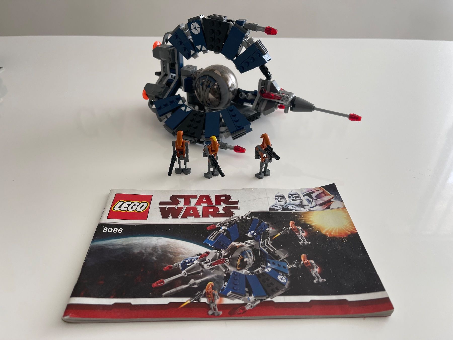 Lego Kit di costruzioni: LEGO Star Wars 8086 Droid Tri-Fighter - Clone Wars - 2010 – Usato da Burgdorf venduto da Pistar 1
