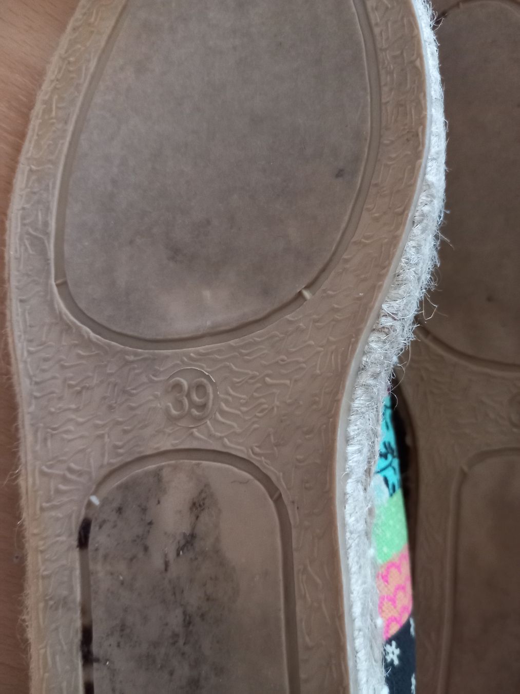 Scarpe da donna: Espadrilles multicolores – Usato da Faoug venduto da per_kp6r 4