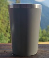 Thermos réutilisable gris avec couvercle rabattable