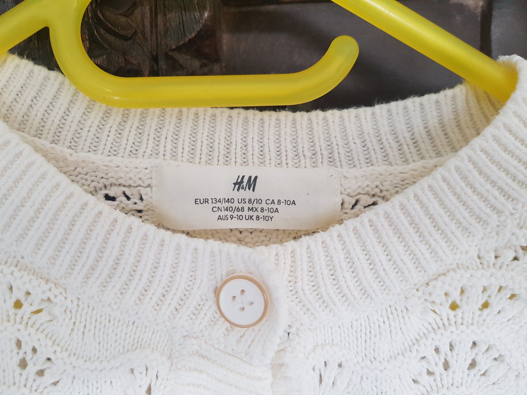 H&M Giacche & Cappotti: MÄDCHEN STRICKJACKE/ NEUWERTIG – Nuovo (secondo la descrizione) da Root venduto da LifestyleAccessoires 2