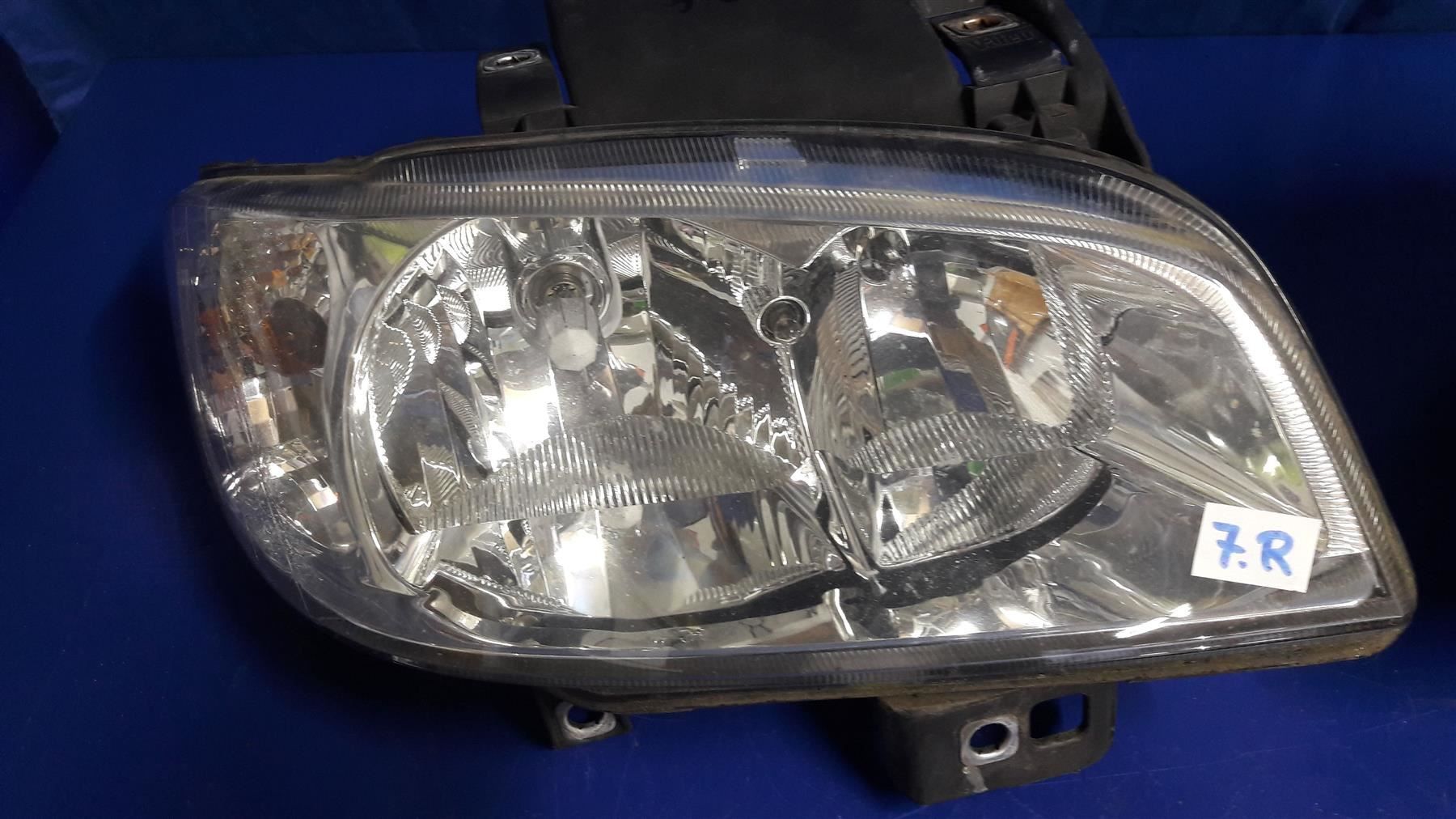 Seat Fari: Seat Ibiza Scheinwerfer li+re – Usato da Ibach venduto da Zingi73 7