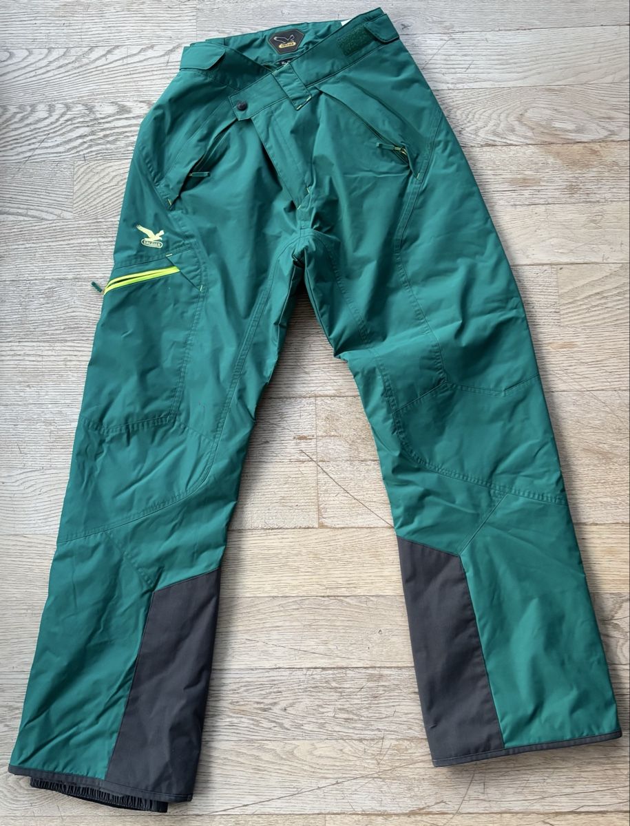 Salewa Vestes: Ensemble de ski Salewa – D'occasion à Attalens par ale_8qj5 3