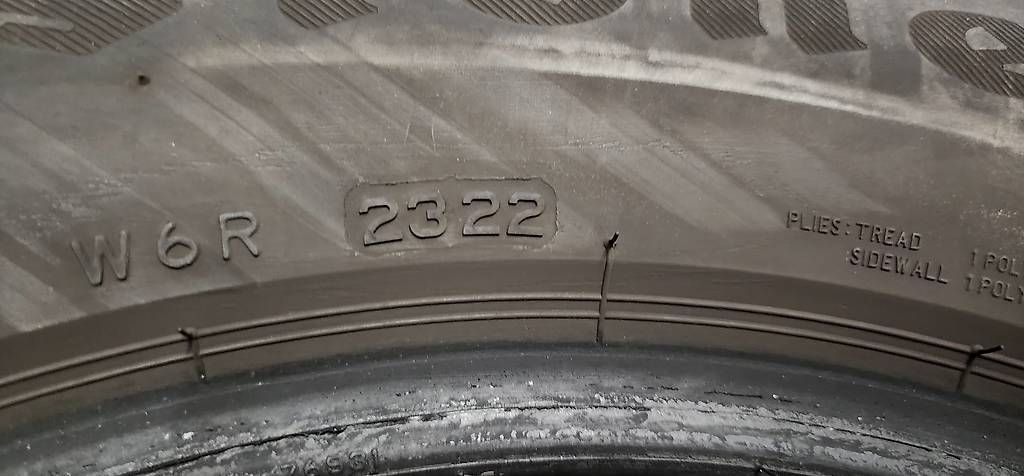 Pneus & Roues: 215/60R16 99H – D'occasion à Fehraltorf par Werkstatt85 2
