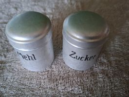 Mehl & Zuckerdose sehr alt aus Alu,Kaufladen,Puppenhausküche
